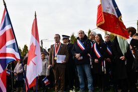 Au cimetière du Commonwealth le 11 novembre 2024